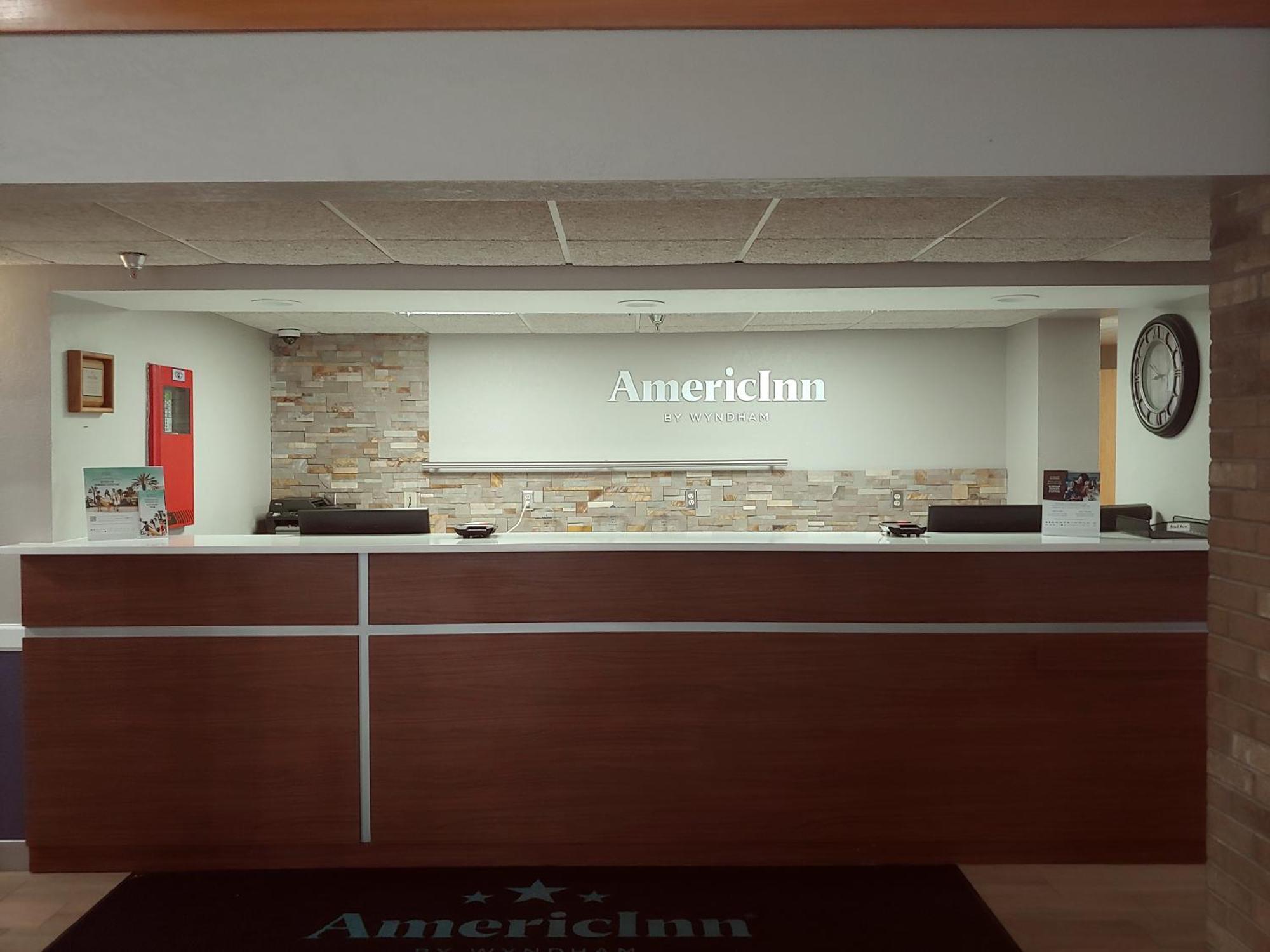 Americinn By Wyndham Dickinson Exteriér fotografie