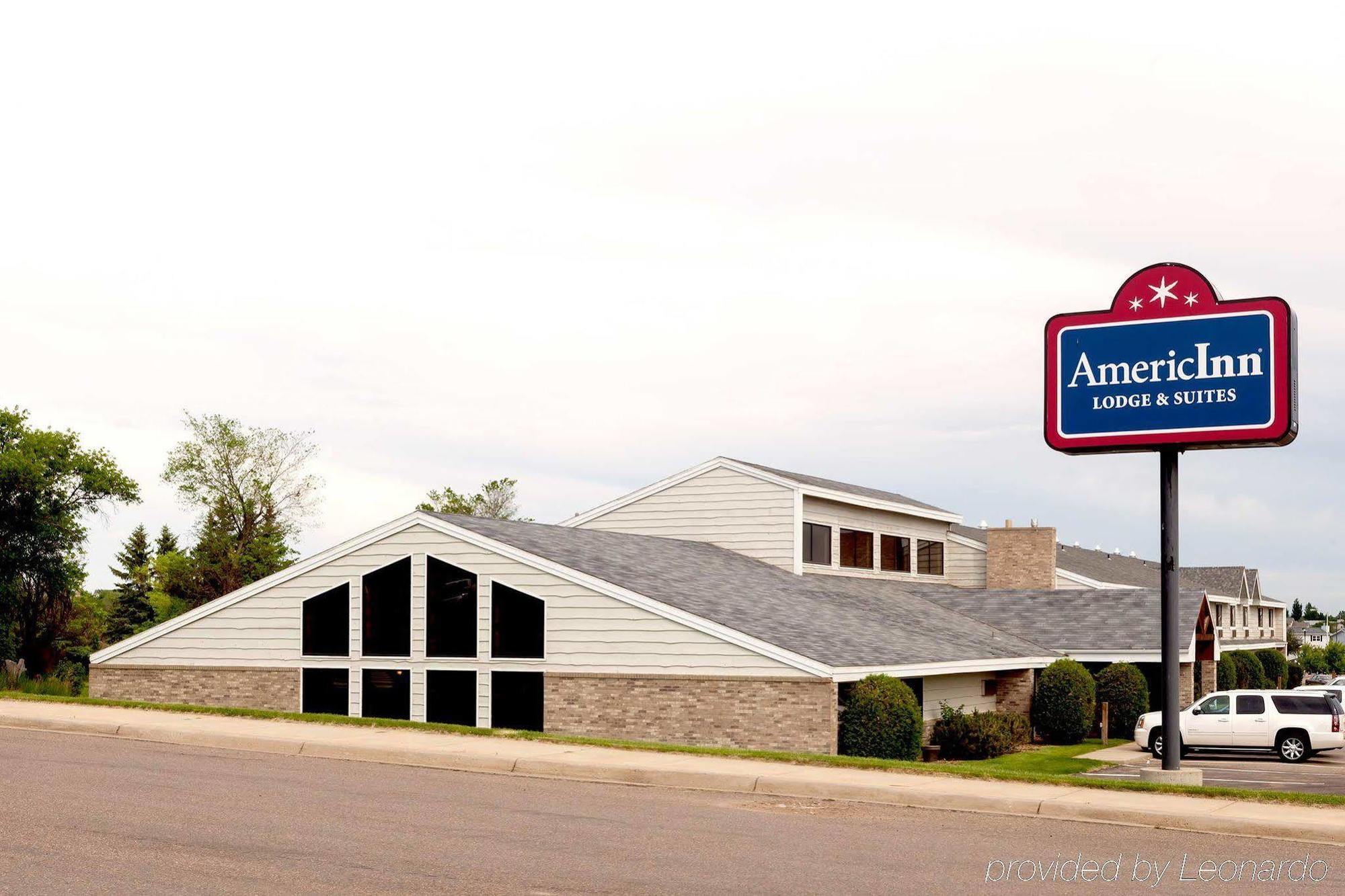 Americinn By Wyndham Dickinson Exteriér fotografie